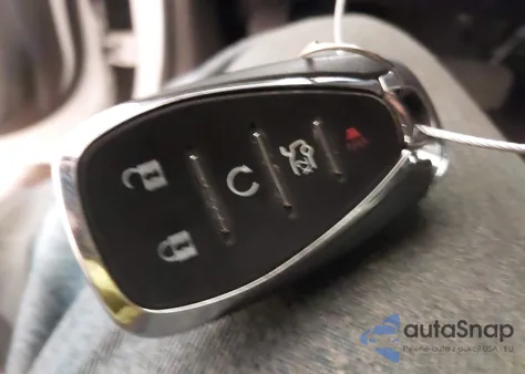 2020 Chevrolet Malibu Fwd Lt из США, поврежденный, VIN 1G1ZD5ST4LF001677